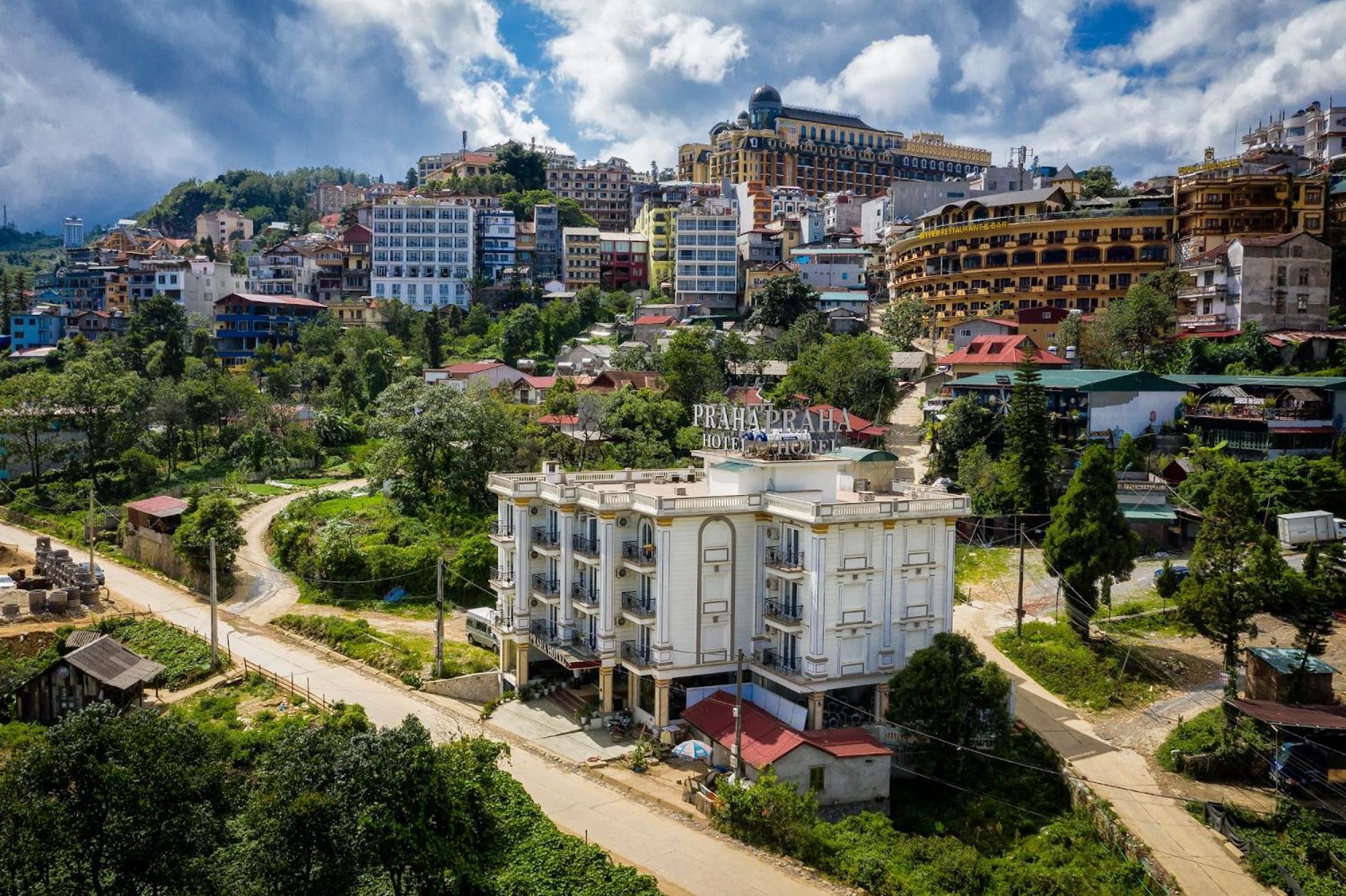 Sapa Praha Hotel Luaran gambar