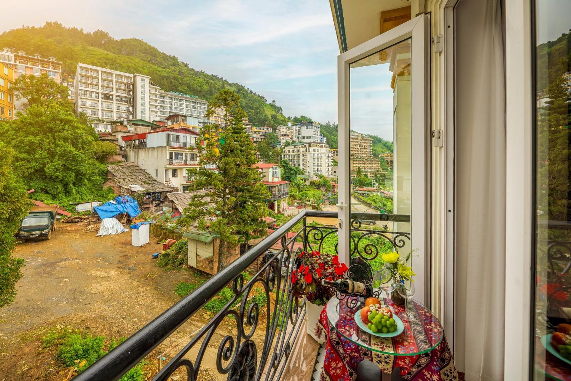 Sapa Praha Hotel Luaran gambar